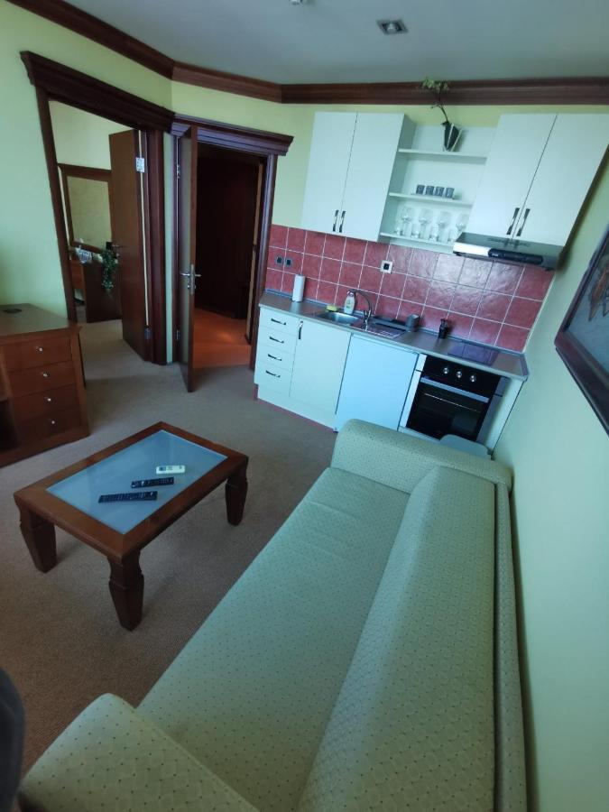 Princ Apartman Novi Sad Exterior foto